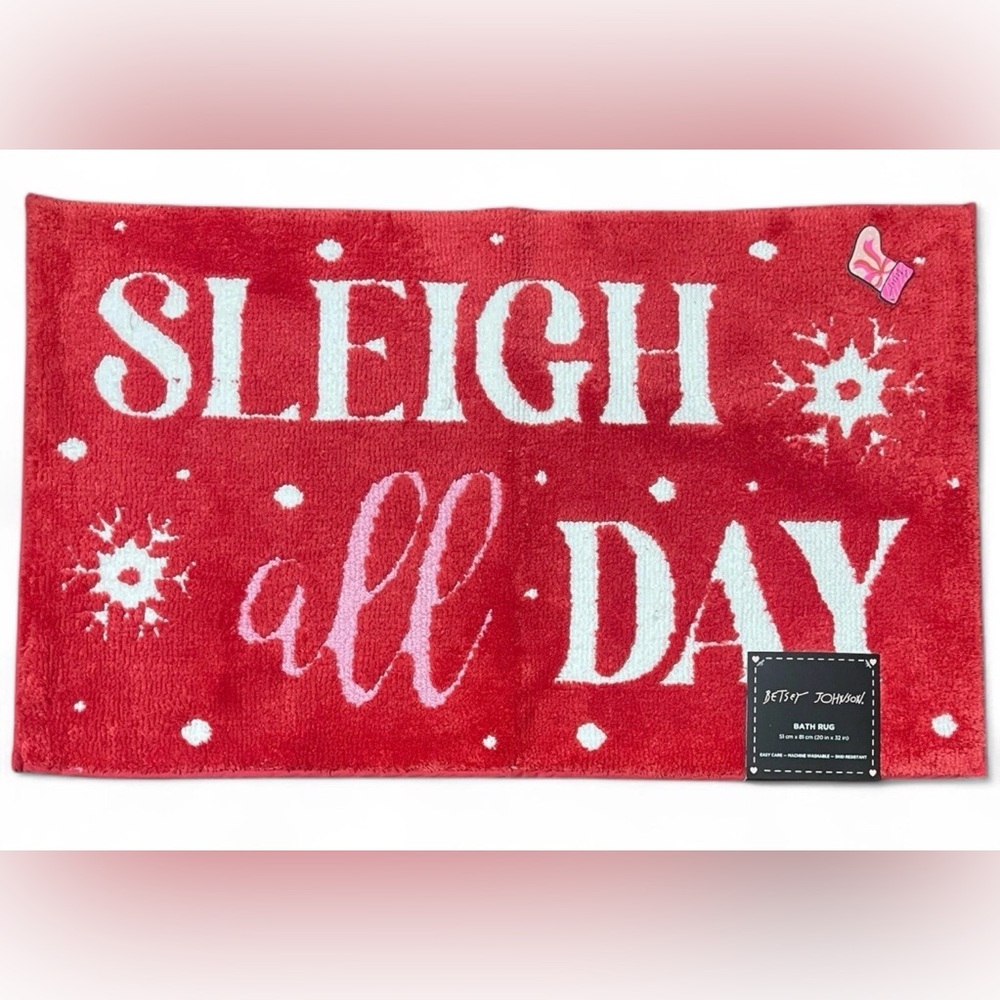 NWT Betsey Johnson Red/White/Pink Christmas Holiday Bath Rug Mat SLEIGH ALL DAY